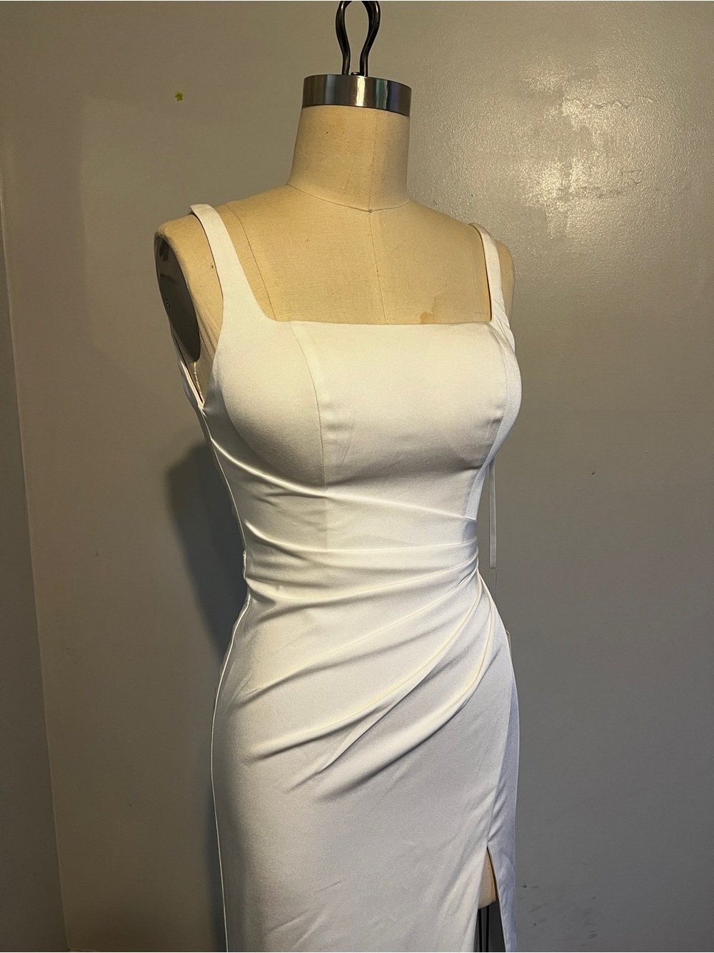 Ivory Square-Neck Wedding Gown with High Thigh Slit - Picture 6 of 7